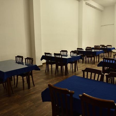 Prime Hotel Batumi Bagian luar foto