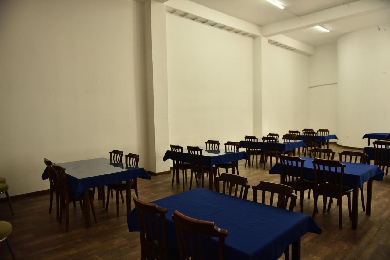 Prime Hotel Batumi Bagian luar foto