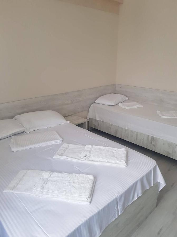 Prime Hotel Batumi Bagian luar foto